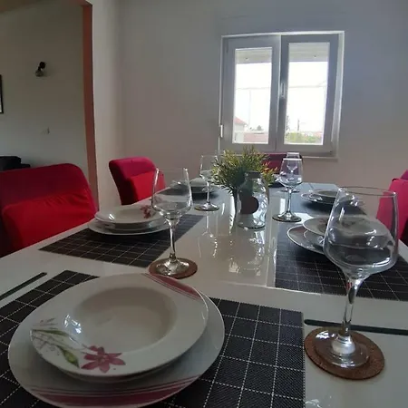 House Ivan Appartement Donji Zemunik