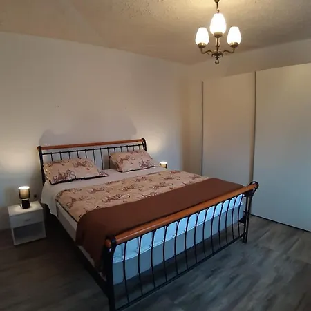 Апартаменты House Ivan *