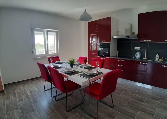 House Ivan * Donji Zemunik